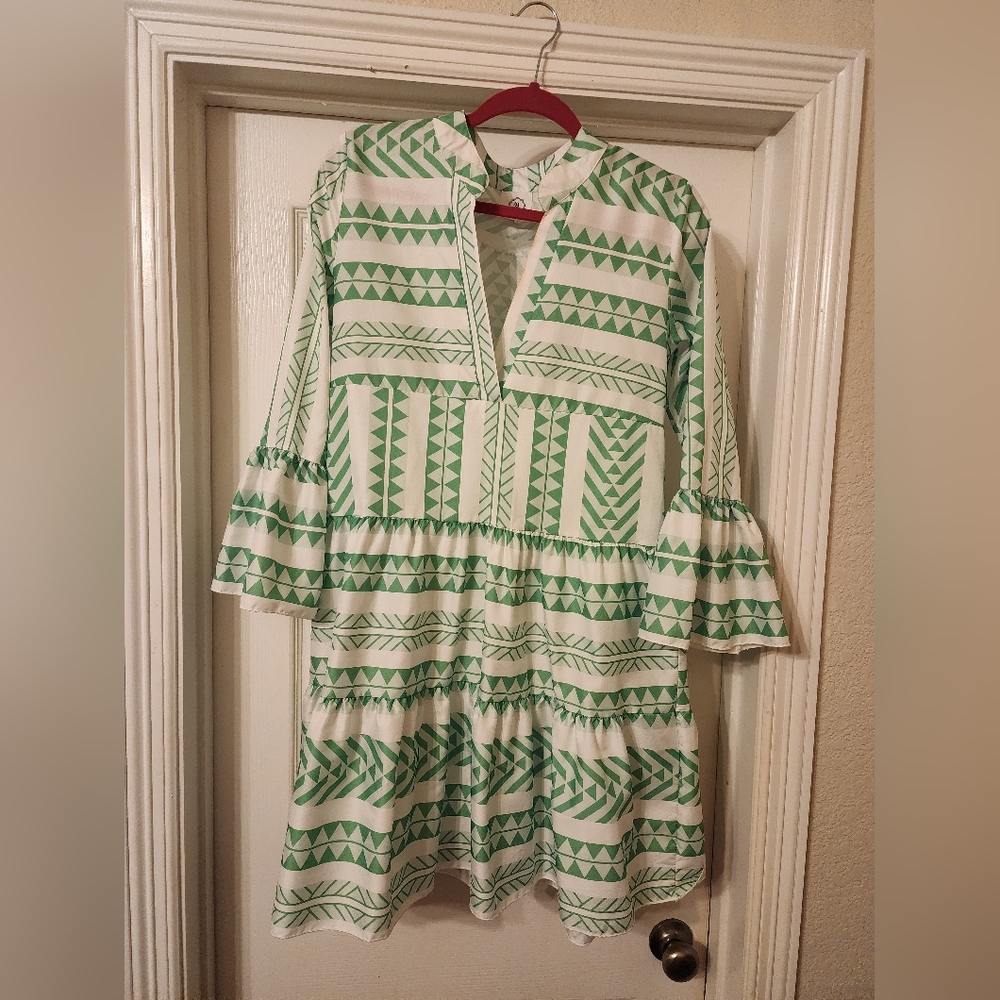 Green and White Patterned Women's Dress